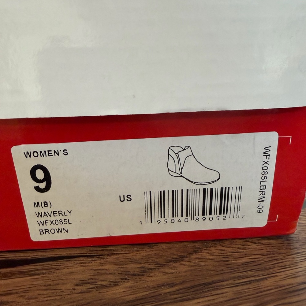 NITB-Propet Women's Tan Ankle Booties Size 9 - Picture 9 of 9